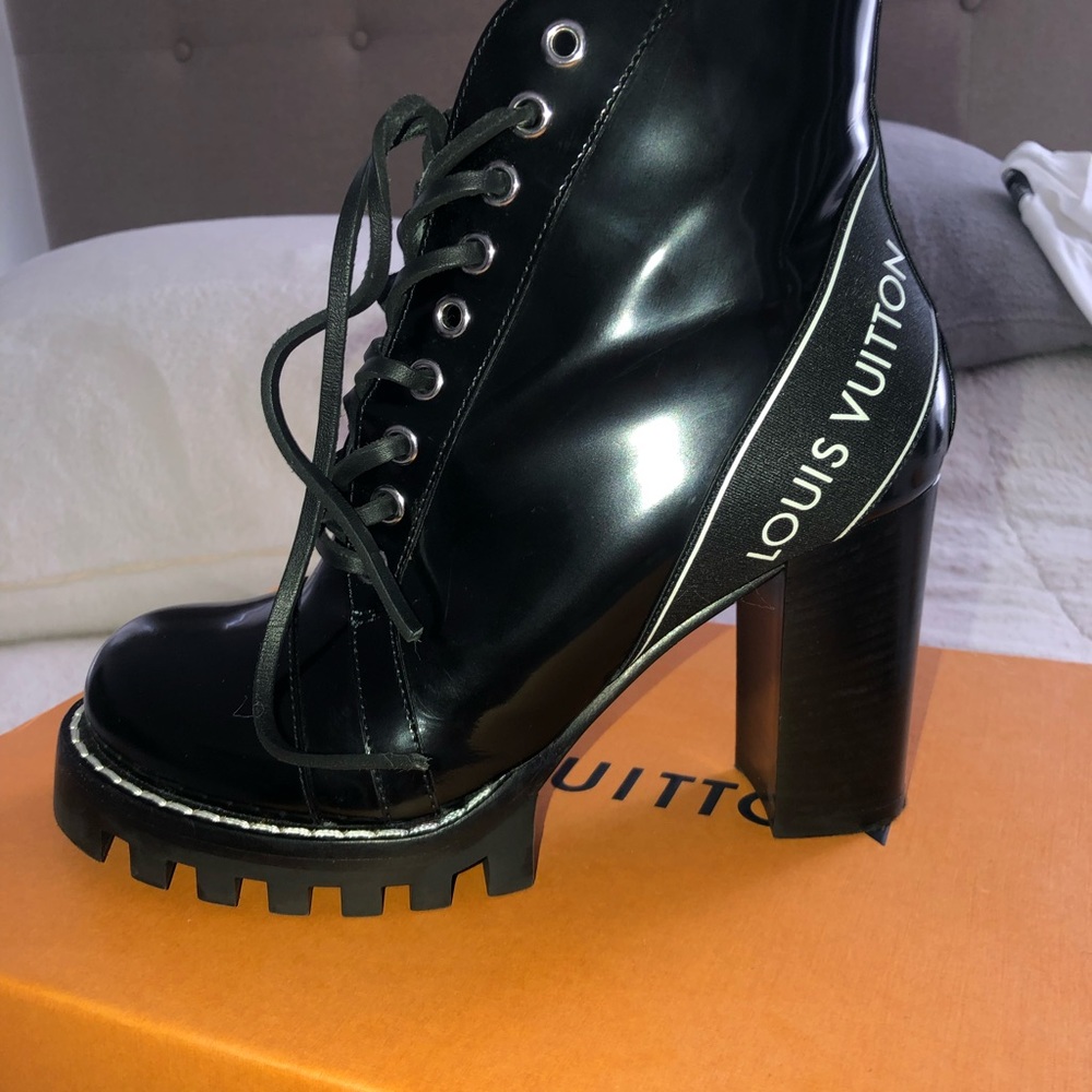 Louis Vuitton Women's Star Trail Ankle Boots - Picture 9 of 9
